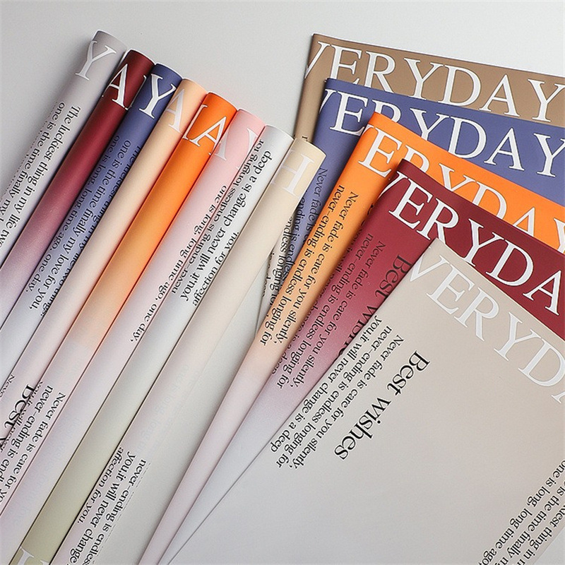 Fábrica de fiestas de flores al por mayor papel de embalaje floral transfronterizo calidad impermeable flor de papel de embalaje floral florista ramo de papel de embalaje floral