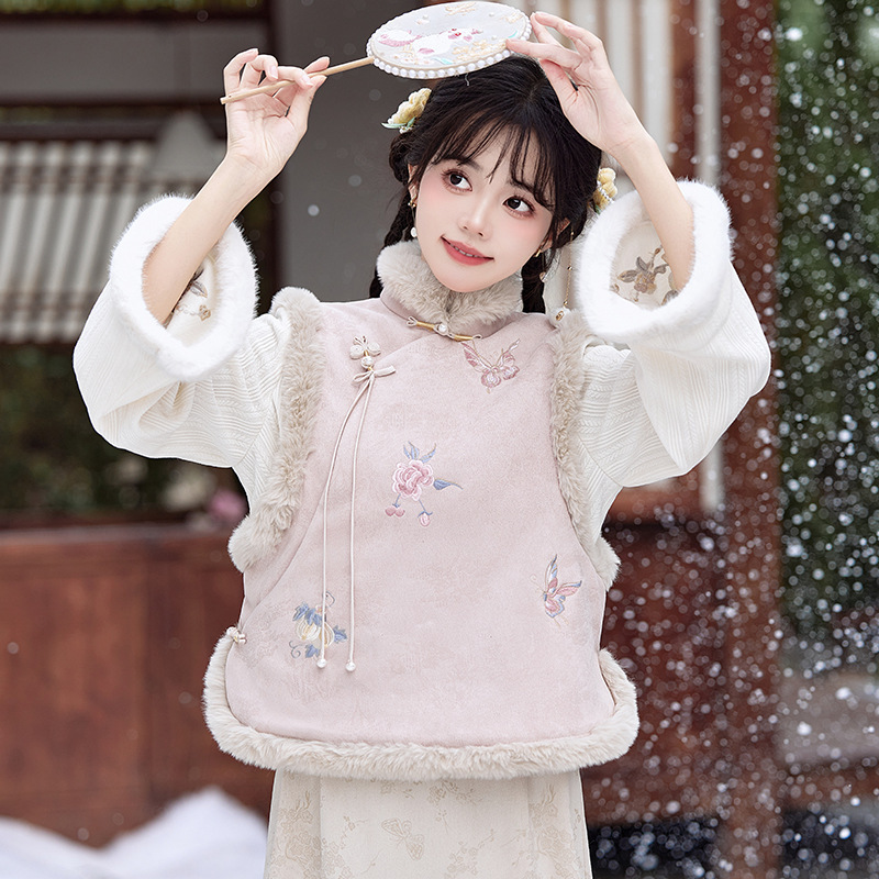 Multicolor waistcoat: winter jubilee small wide sleeve improved cheongsam full cardigan waistcoat Republic of China wind small palace suit women winter