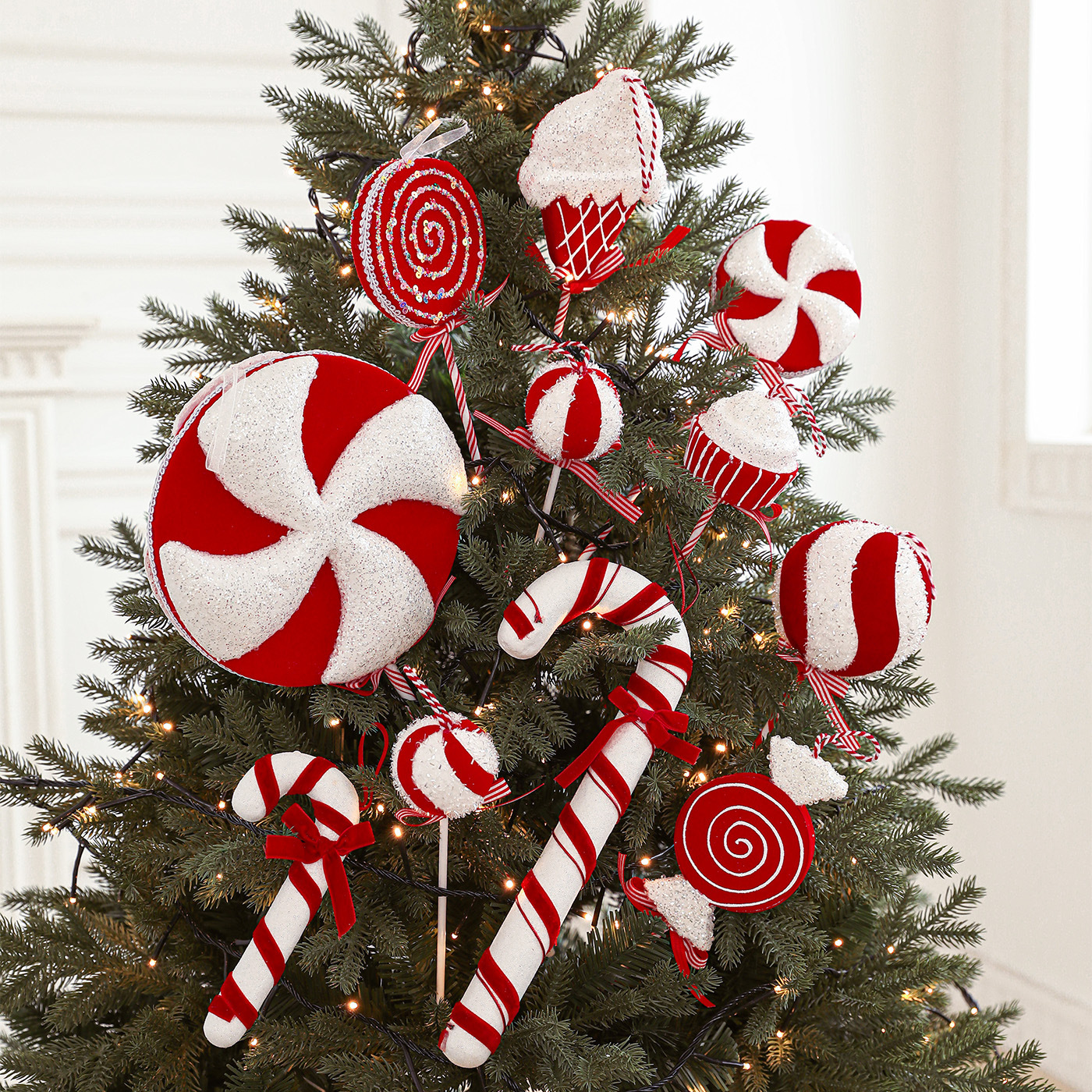 Nuevos adornos de Navidad rojos y blancos dulces bolas de Navidad árbol de Navidad colgante decoración de la escena de props