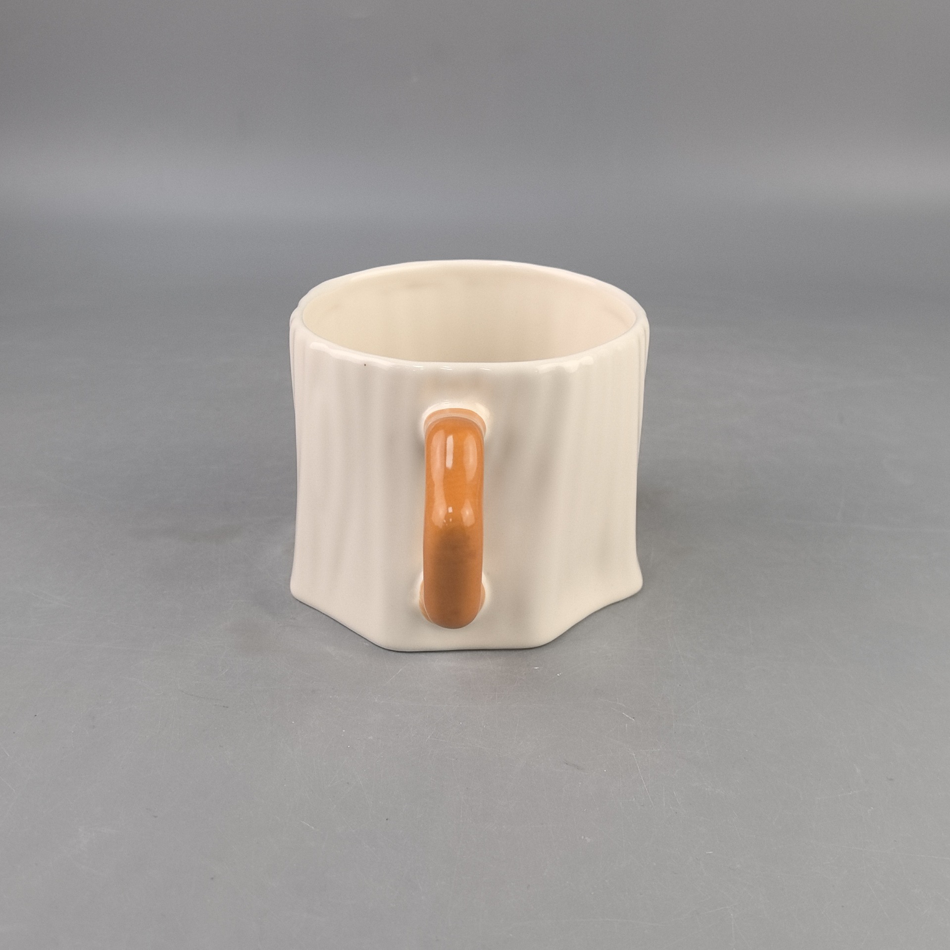 Taza de café de cerámica de tocón de la serie del bosque de otoño de temperatura media Taza con forma de tocón de dibujos animados lindo Oficina del hogar