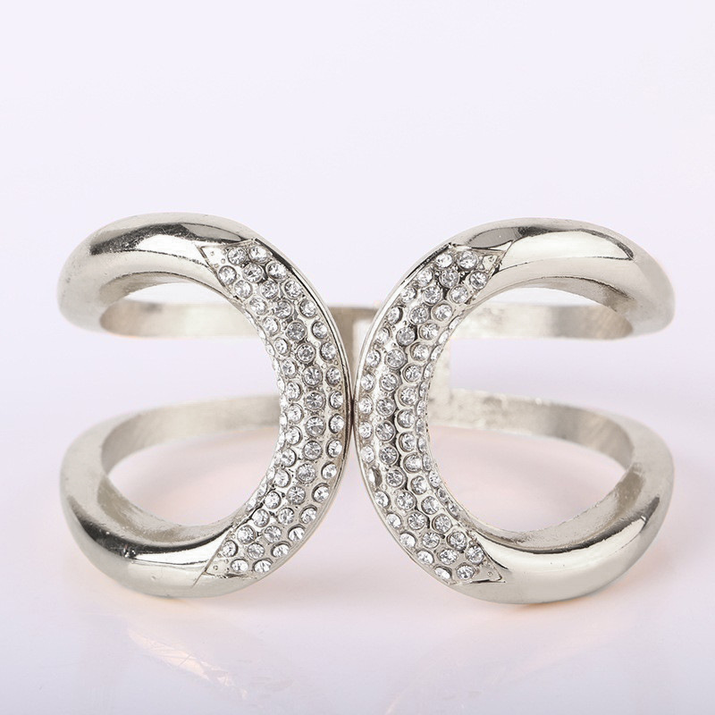 큰 더블 C 다이아몬드 세팅 실버