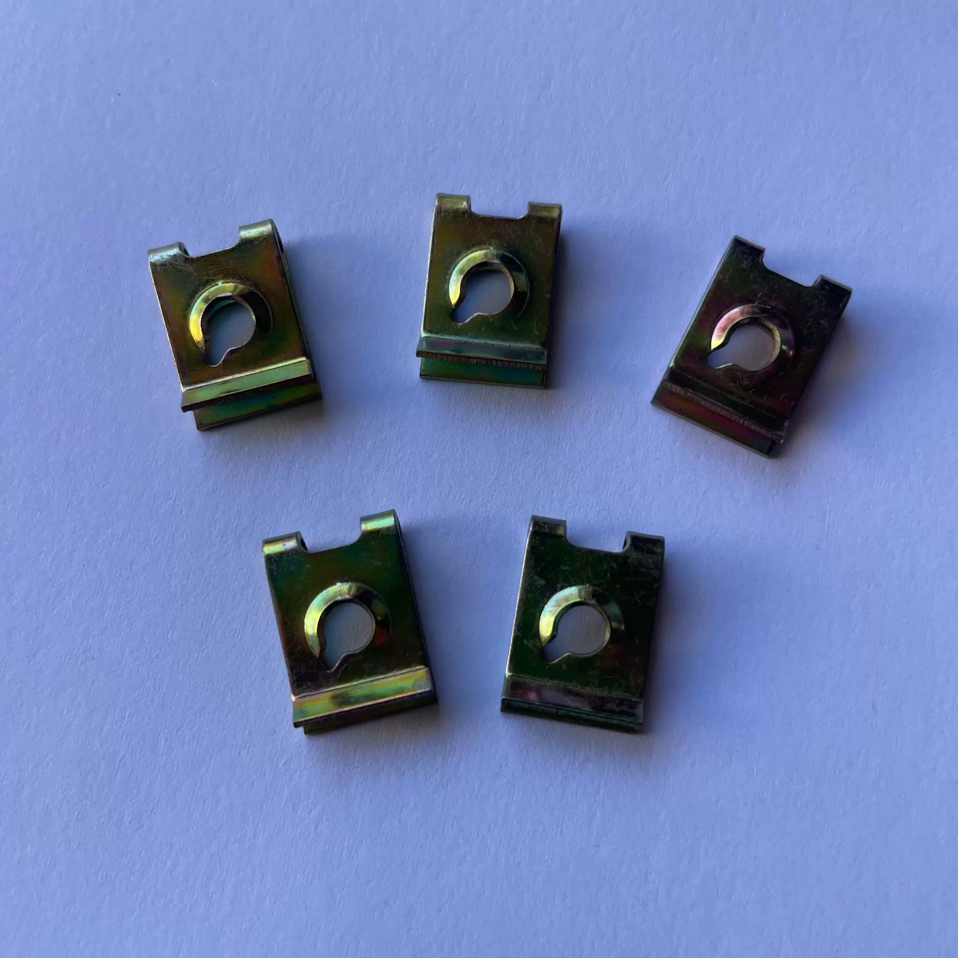 65锰夹片螺母卡式螺母带刺板夹板螺母 自功螺母汽车配件通用螺母