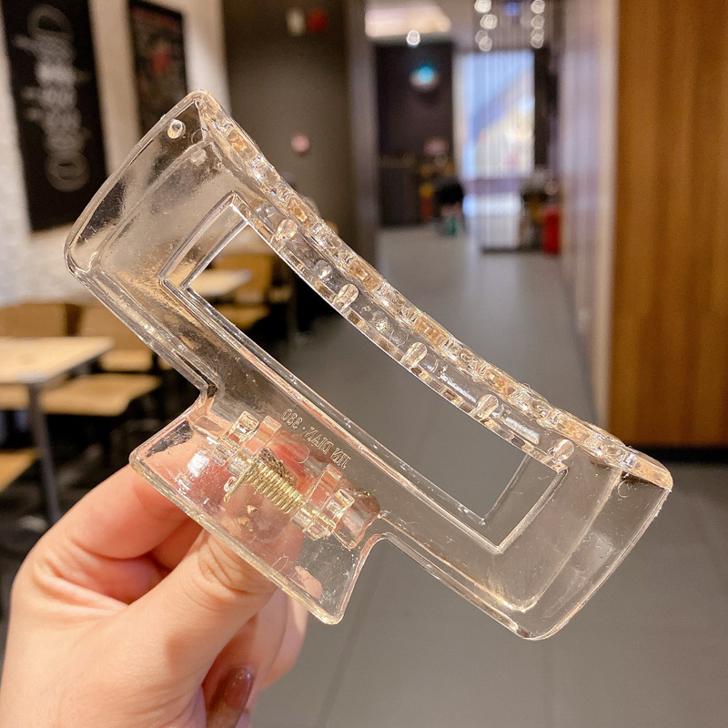 Otoño e invierno, clip de peluche Maillard, clip de tiburón en la parte posterior de la cabeza de alta calidad, volumen de cabello grande, horquilla, tocado, accesorios para el cabello para mujer