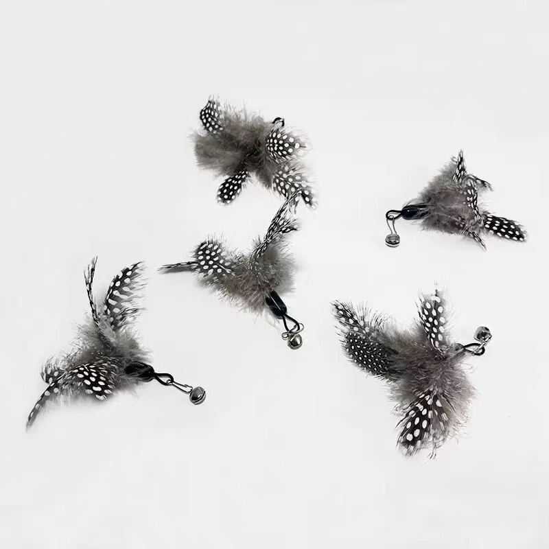 猫の棒を交換して猫のおもちゃの新型の各種のデザインの羽を交換します。|undefined