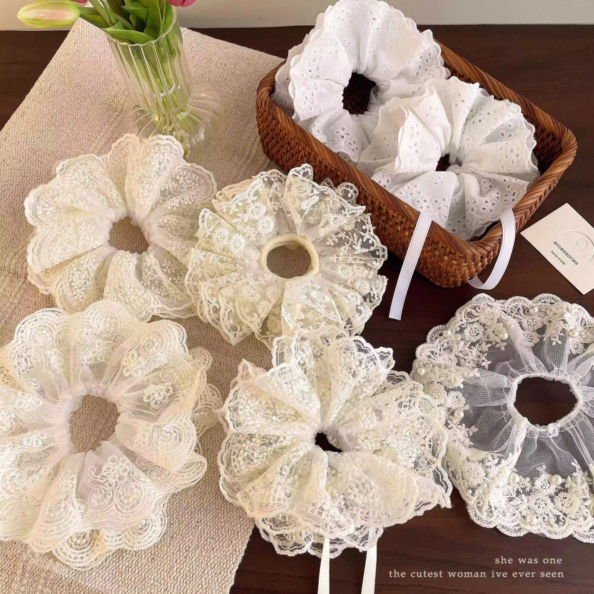 Serie de lazo para el cabello de intestino grueso de encaje blanco, cuerda para la cabeza de alta calidad de primavera y verano de gran tamaño, bola en la parte posterior de la cabeza, tocado de cuerda para el cabello