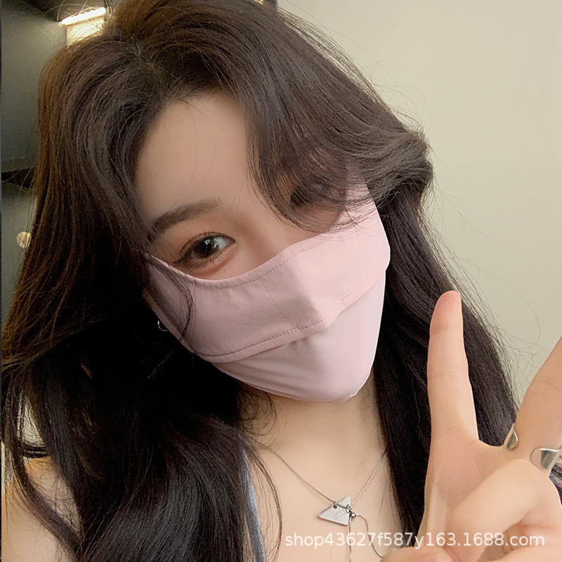 La nueva máscara de seda de hielo de protección ocular de alta protección para mujeres es ligera, transpirable y resistente a los rayos ultravioleta al aire libre upf50 + máscara de verano.