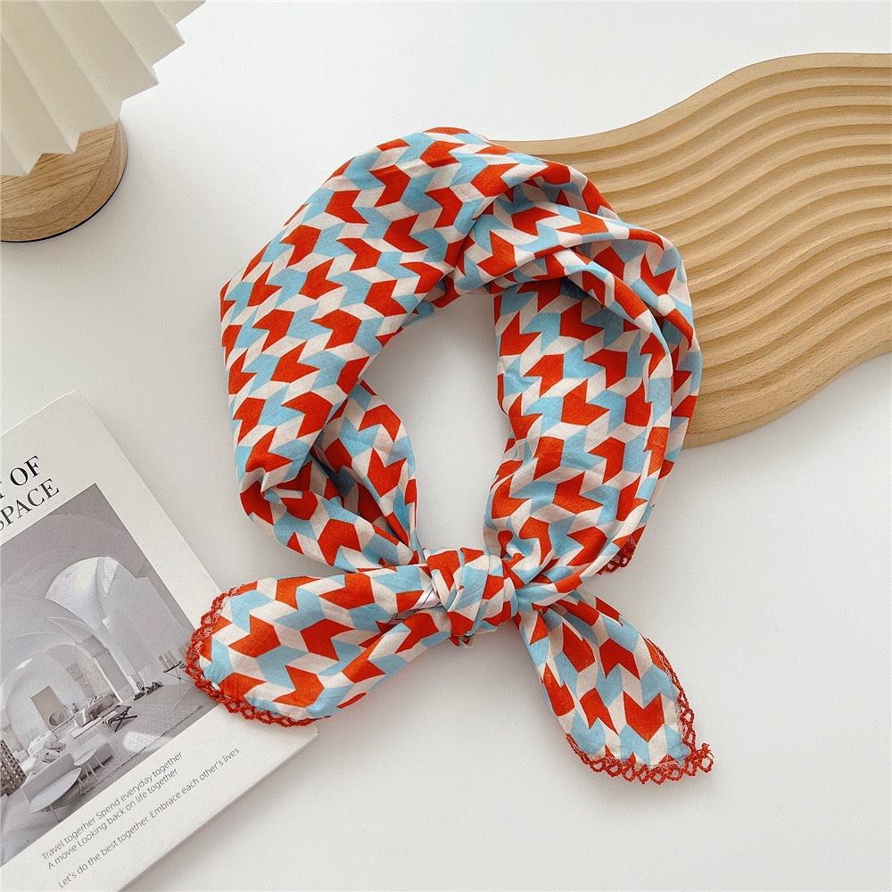 70 면 사각 스카프-화살표 레드 블록