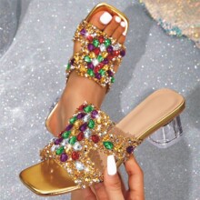 �羳��ɫ�r�и߸���Ь���m�ָ��M��ˮ荰ٴ�͸�������e���^��ЬŮ