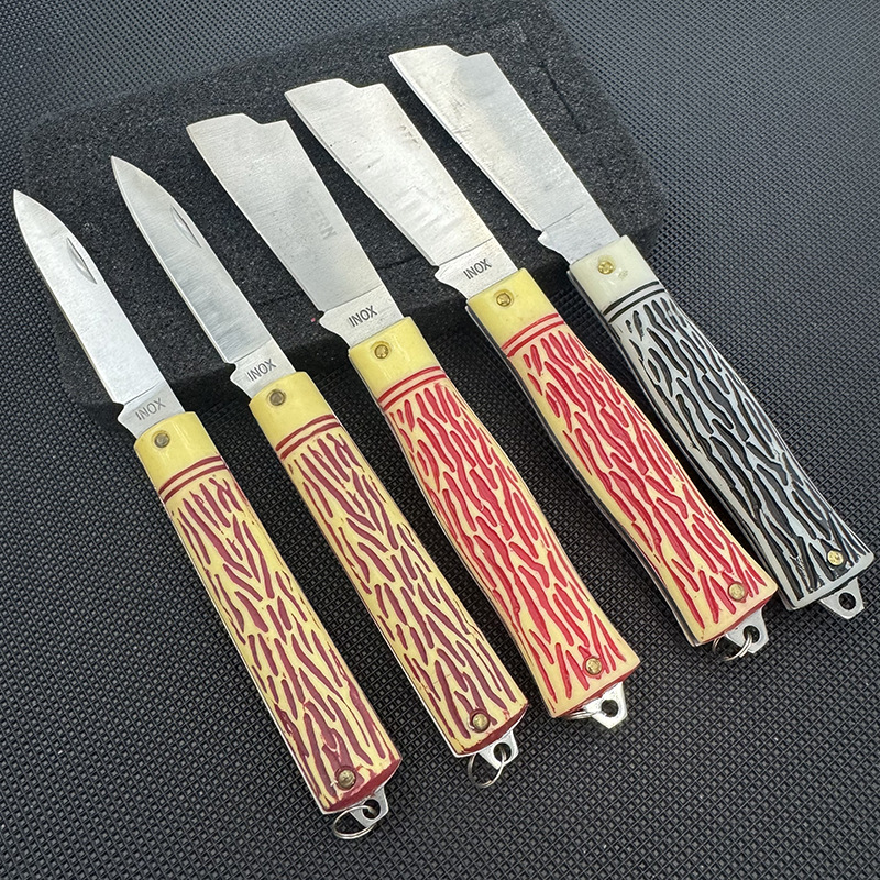 厂家直销刀具户外阳江小刀便携折叠刀随身塑料柄折刀野外求生军刀