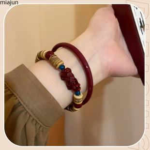 New Chinese-Style Coconut Shell Cinnabar Red Pixiu Beaded Bracelet for Women, Ins Niche Design, Retro Temperament, Versatile First Choice