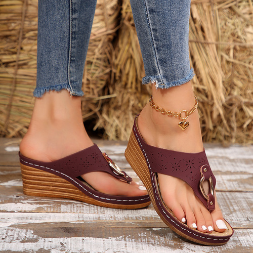 Women's Oversized Fashionable Platform Sandals with Toe Post, European and American Style, Leisure and Comfort, Solid Color Thick-Heeled Fish Mouth Shoes