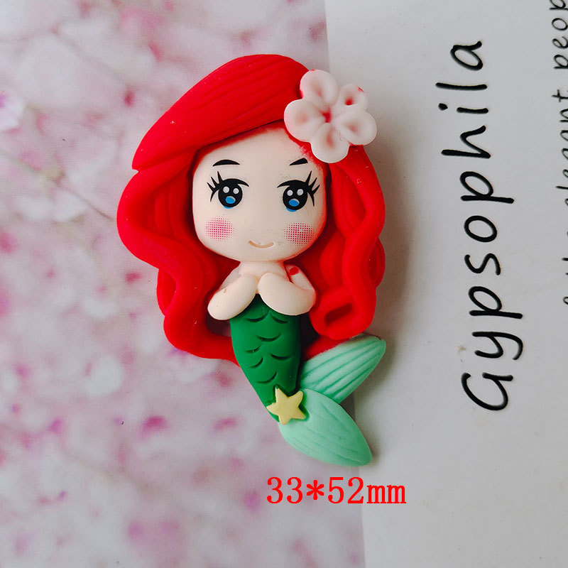 新しいサイズの樹脂の王女の部品の子供の髪飾りのアクセサリーの部品は柔らかい陶樹脂の王女をまねます。