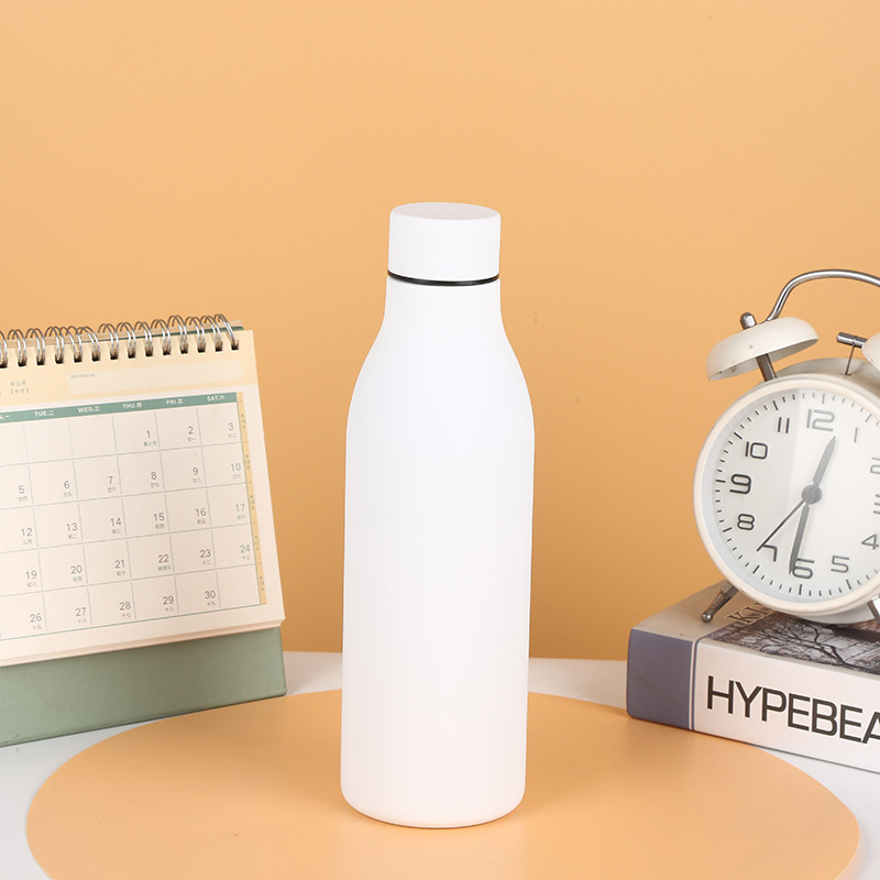 Dentro y afuera 304 taza de aislamiento de acero inoxidable botella de cola especial taza de agua deportiva al aire libre botella de acero inoxidable