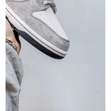���l���S��ԭdunk ��ЬŮ���e�͎�sb���ѿ�����Ь���\��Ь