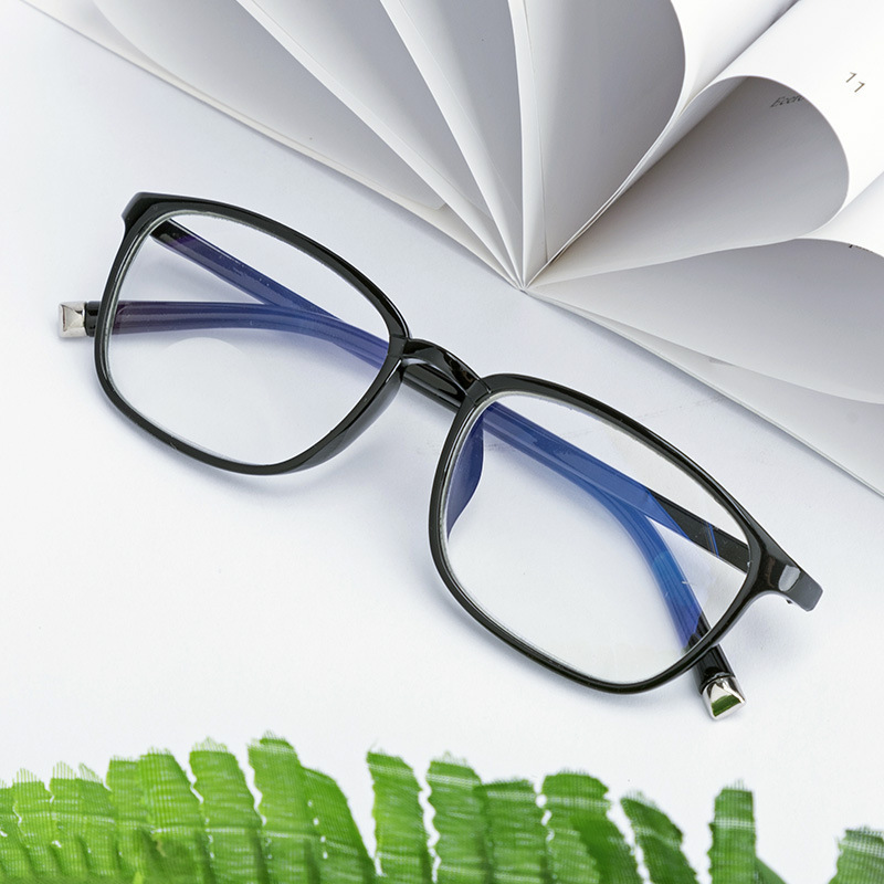 2026 nuevas gafas de edad ligeras de negocios para hombres y mujeres pueden ser gafas de edad avanzada explosión de plástico marco completo de moda