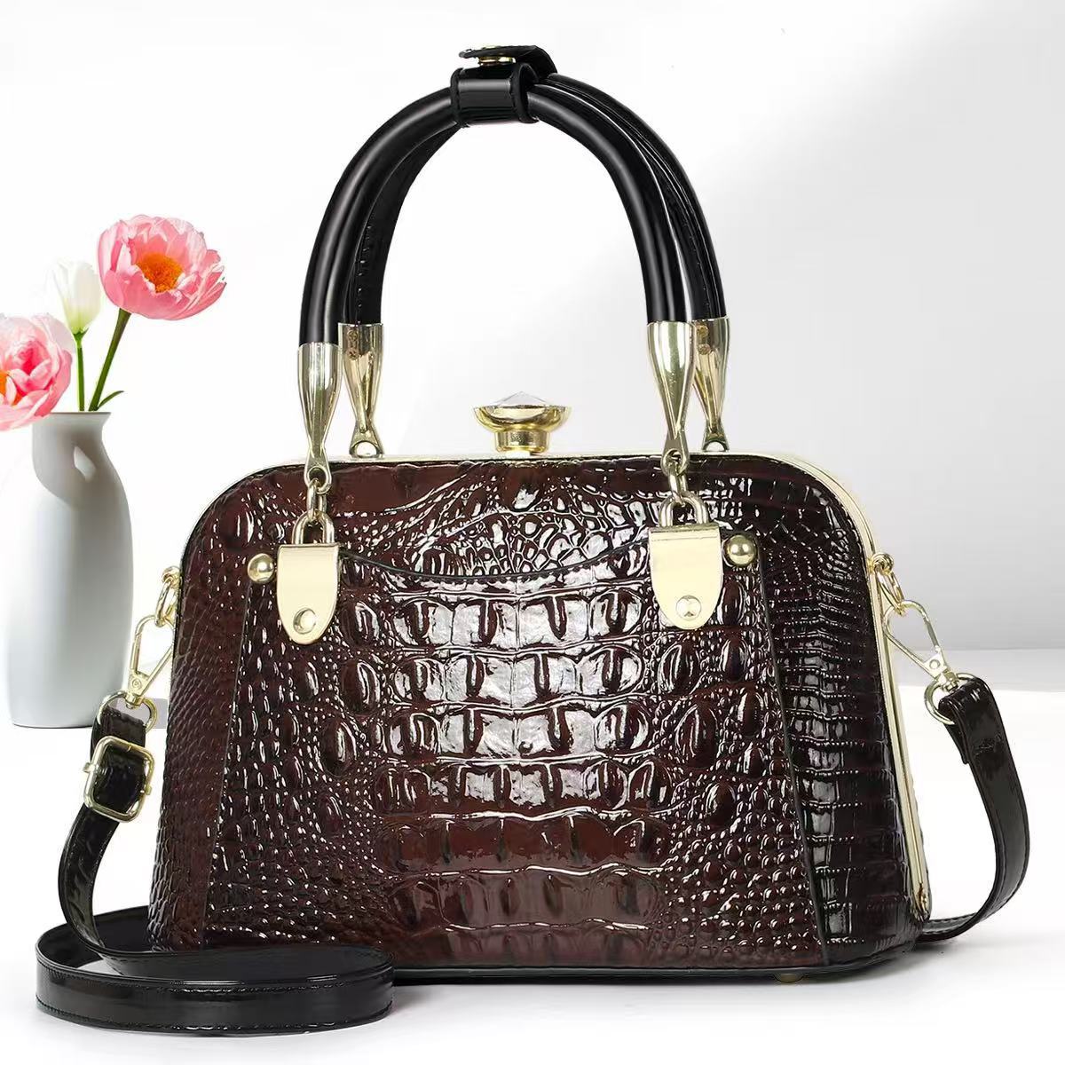 Bolsos de mujer verano nuevo estilo bolso de madre bolso de hombro de mediana edad bolso de mensajero de nicho de regalo de todo fósforo