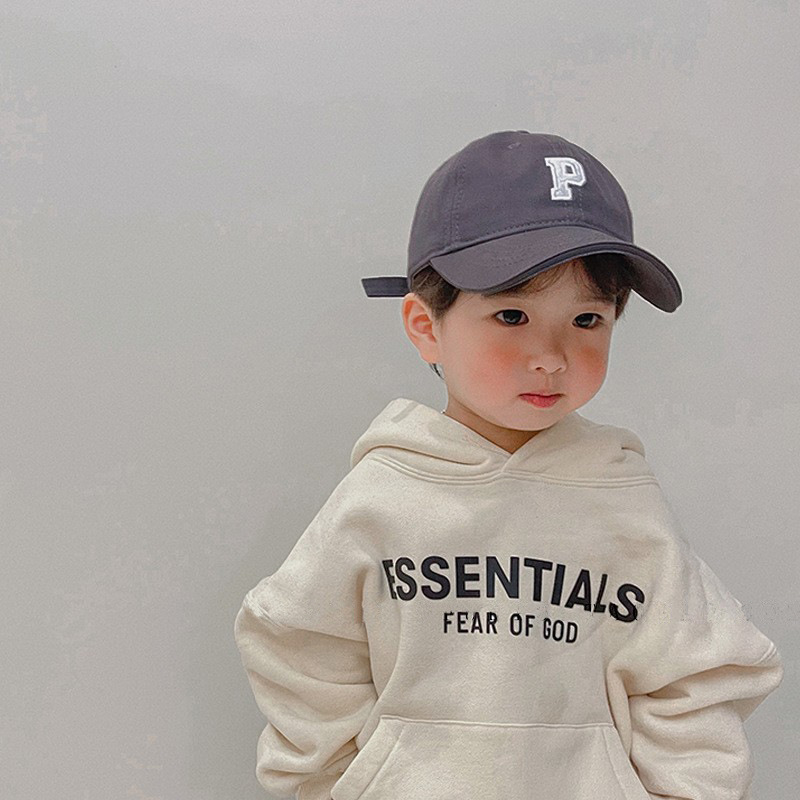 Coreano ins sombrero infantil simple letra P sombrero de béisbol para niños personalidad bebé moda versátil sombrero de lengua de pato moda