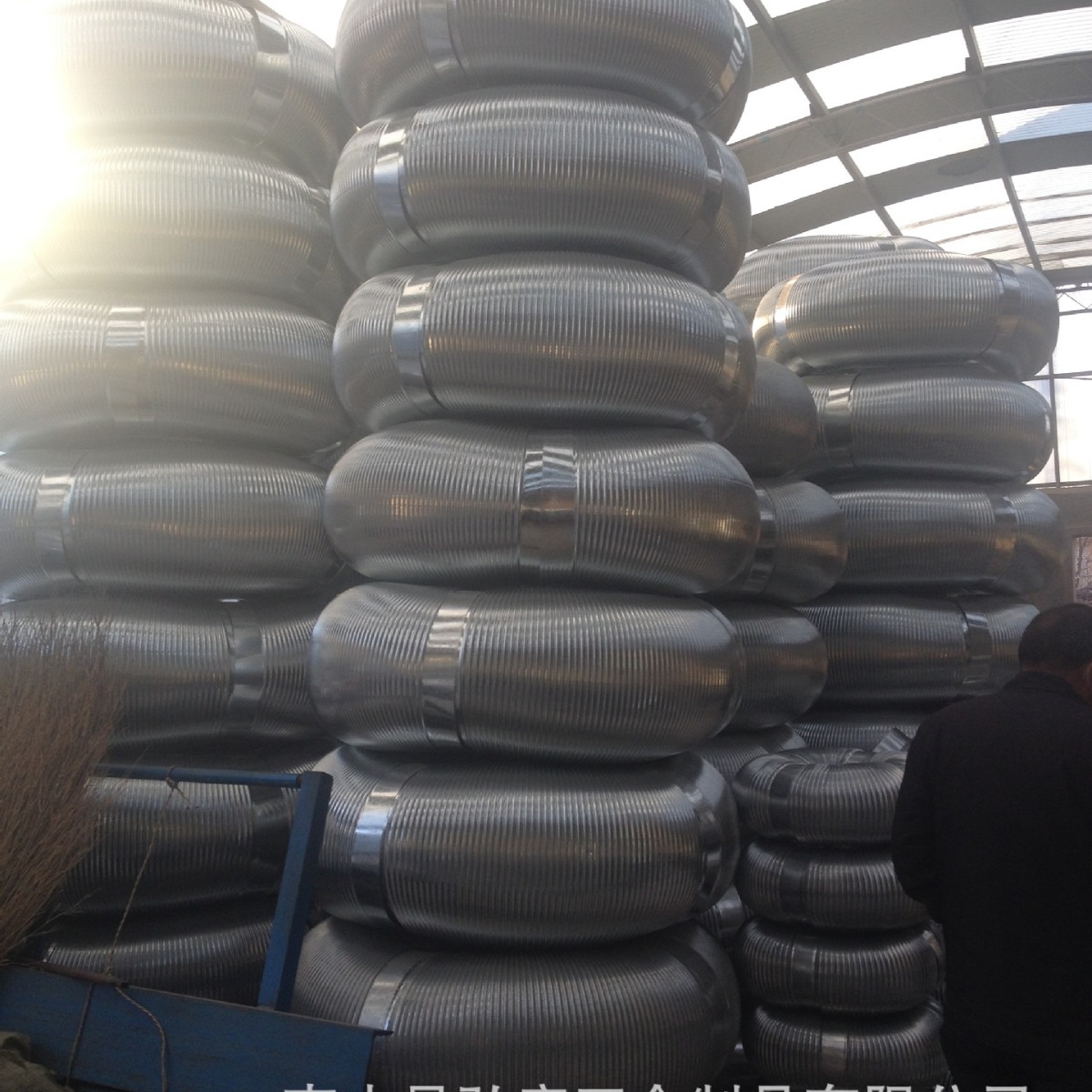 虾米镀锌弯头 外贸出口波纹弯头 厂家生产通风弯头 白铁波纹弯头