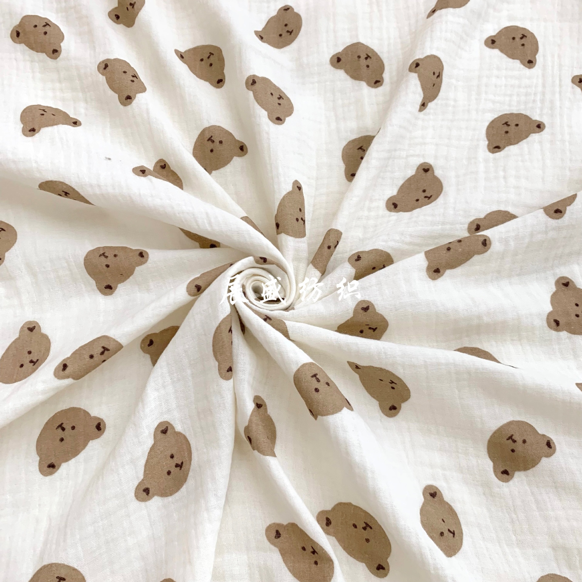 全棉双层纱布皱布 卡通小熊纱布印花面料 毛毯口水巾婴童服家居服-阿里巴巴