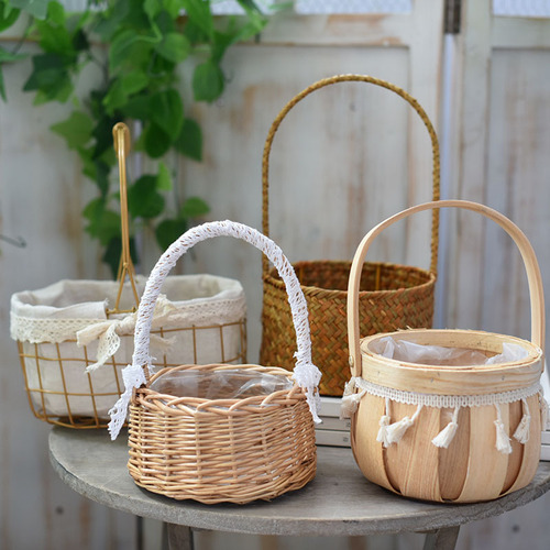 Willow flower arranging device, portable woven festive rattan flower basket, small bamboo basket, flower pot, souvenir basket