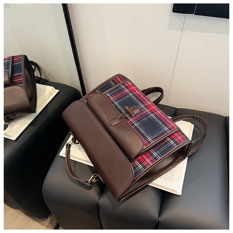 Naiste ruuduline crossbody seljakott sügis- ja talvehooajaks_voghion.com