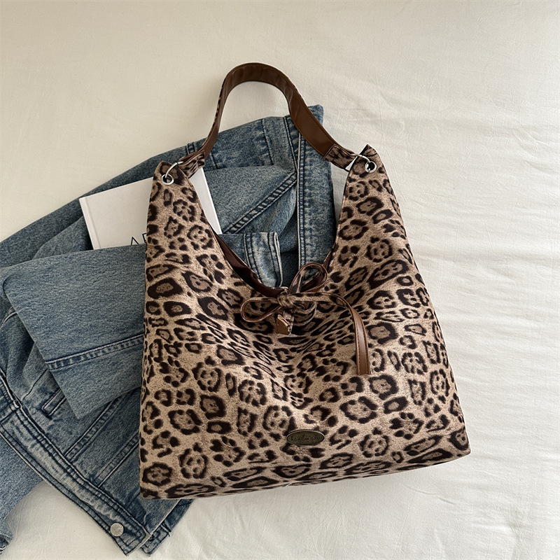 Bolsa de leopardo para mujeres 2024 nueva bolsa de hombro ocio otoño-invierno, bolsa de viaje universal