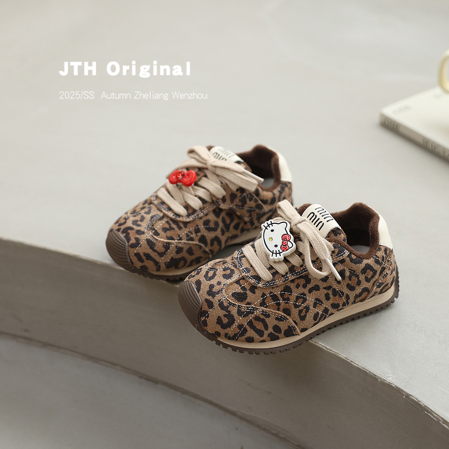 2025冬季新款韩版中大童女童豹纹加绒德训鞋儿童时尚加棉阿甘鞋潮