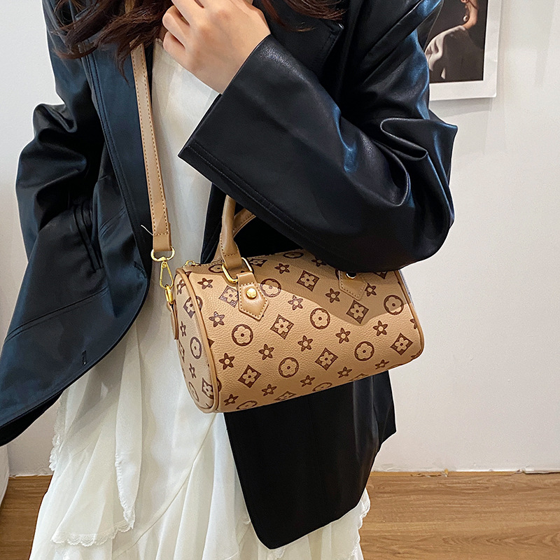 Fashion Printed Handbag Large Capacity Versatile Commuter Boston Bag For Women Luxury Single Shoulder Crossbody Bag - Thumbnail 4