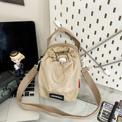 マウンテンドーパミン携帯電話ウォーターカップオールインワン作業服クロスボディ携帯電話バッグ旅行アウトドアスポーツレジャーメッセンジャーバッグ