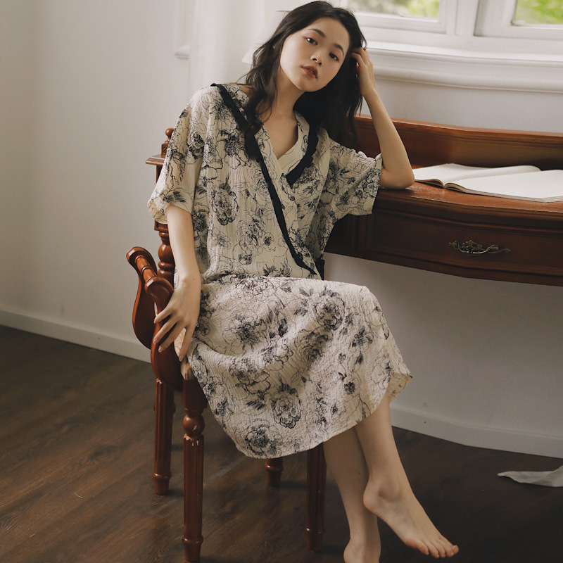 Pregnant Women's Feeding Moon Nightdress Woven Bubble Crepe Cotton Summer Short-sleeved Postpartum Breathable Mid-length Breathable Nursing Skirt