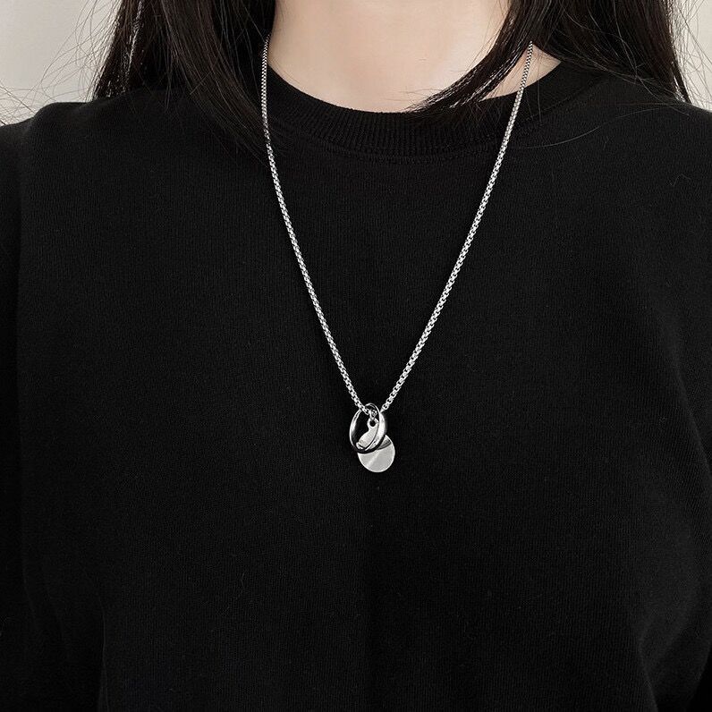 Simple Round Hangtag Distinctive Ring Necklace Men's Hip-hop Niche All-match Woolen Chain Titanium Steel Pendant Jewelry Women