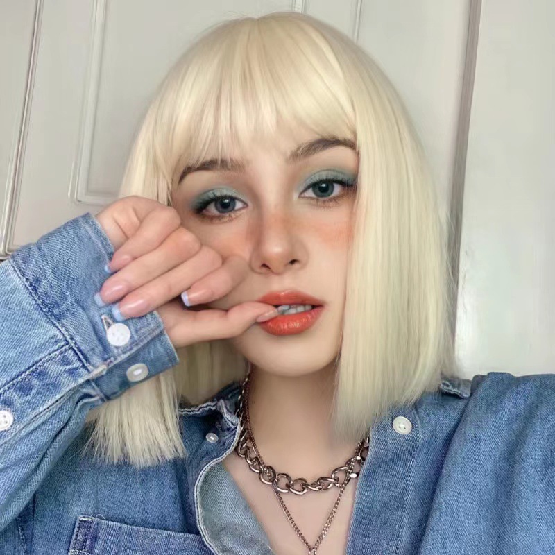 2025 nueva peluca de comercio exterior transfronterizo Europa y América damas Qi Liuhai corto recto Bo Bo Bo cabeza de cabello BOBO cabello red mujer