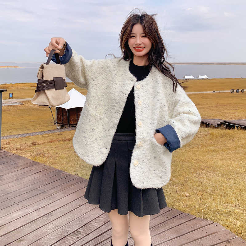 Real Shot of Korean Style Tweed Round Neck Short Woolen Jacket 2025 Autumn and Winter Fashion Contrasting Color Lamb Wool Jacket
