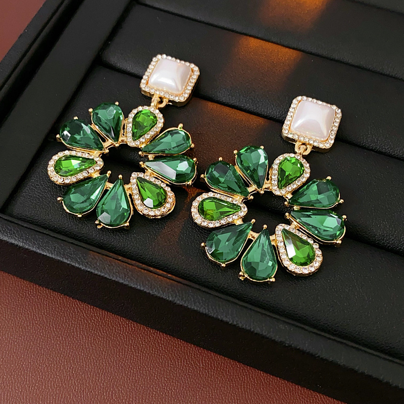Aguja de plata con diamantes flores pendientes de perlas collares de moda versátil cadena de clavícula multicapa ligera lujo conjunto de joyas de alta calidad