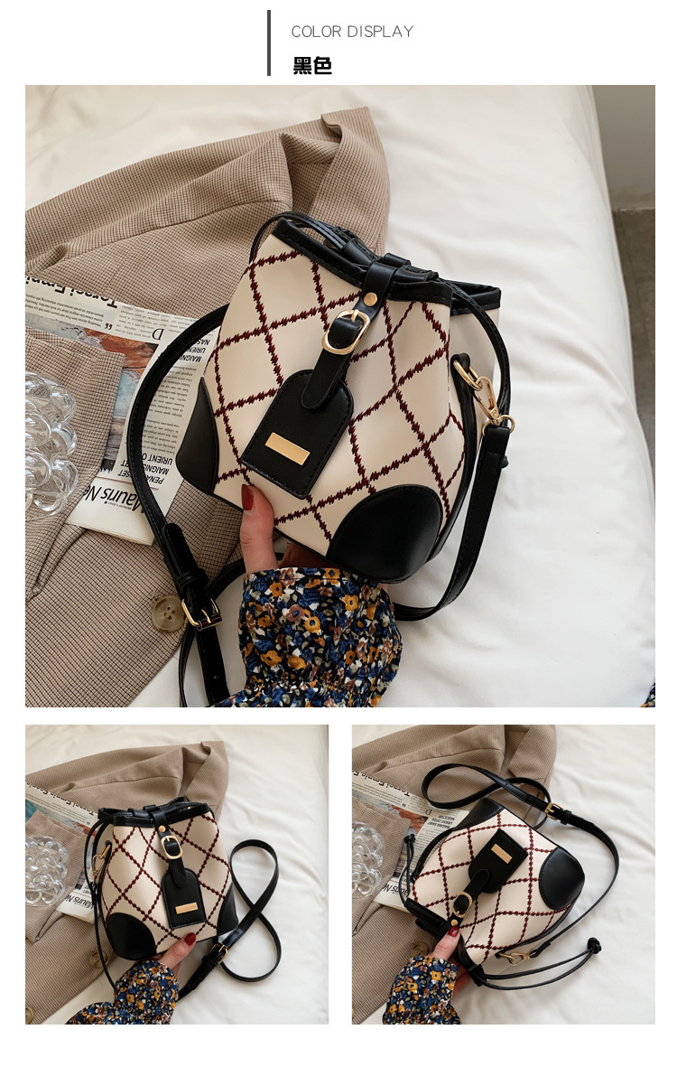 Korean Fashion Checkered Pattern Messenger Bucket Bag display picture 1