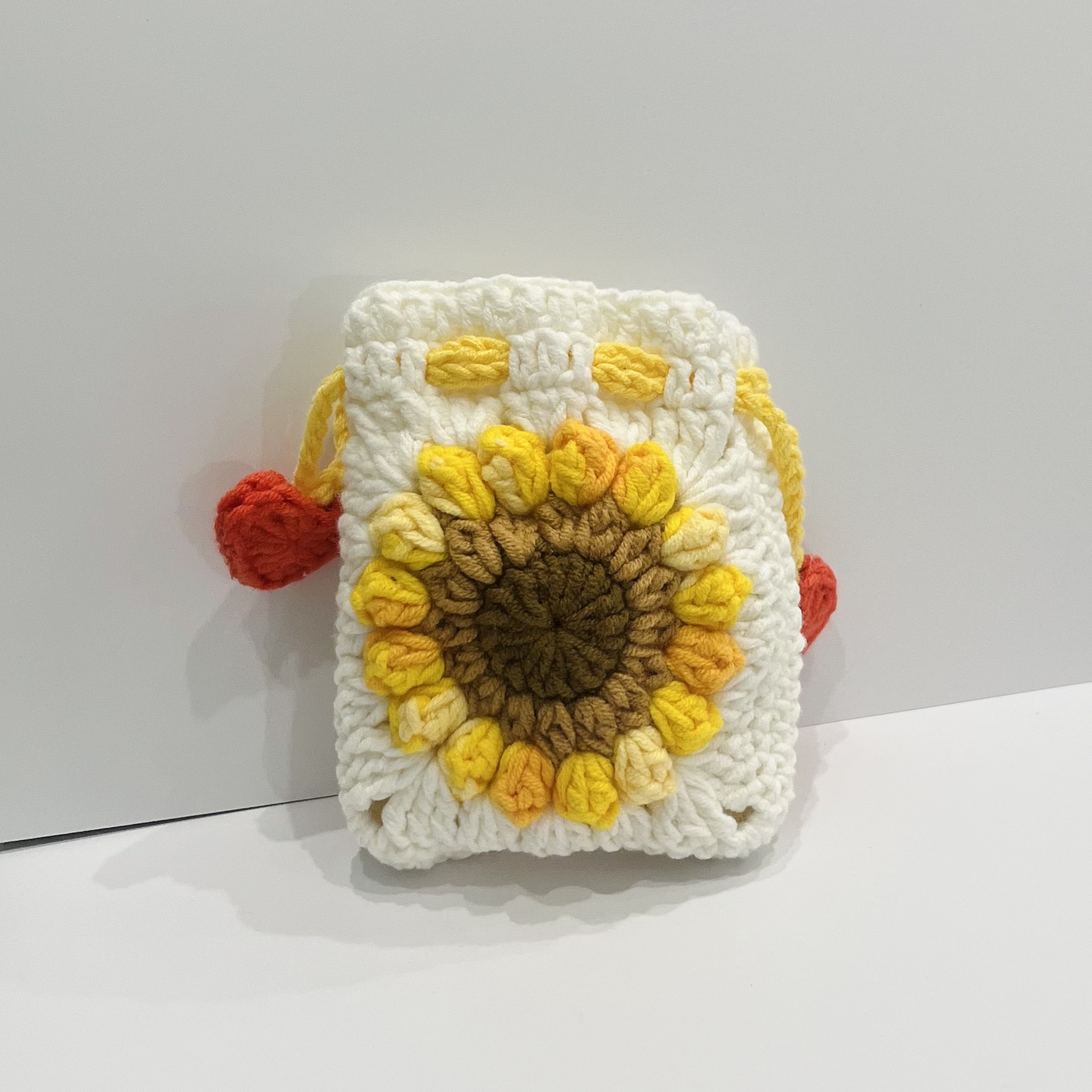 Girasol blanco hueco 9x11x2cm