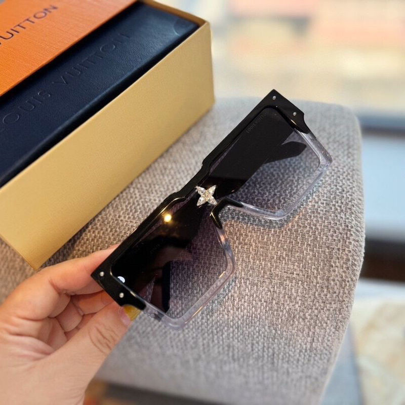 European and American Style Unisex Lv Sunglasses, Large Frame Trendy Square Sunglasses, One-Piece Fashionable Versatile Recommendation European and American Style Unisex Lv Sunglasses, Large Frame Trendy Square Sunglasses, One-Piece Fashionable Versatile Recommendation