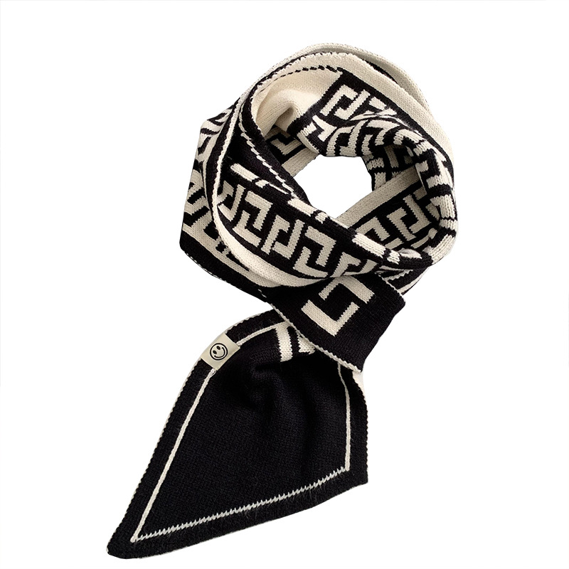 Pequeñas bufandas de orejas bufandas de mujeres otoño y invierno estilo coreano borde biselado dos lados de lana de punto pequeña bufandas de calor cuello