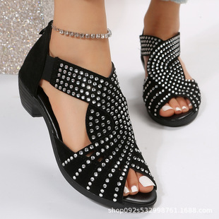 2023 Summer New Sandals Women's Low Heel Rhinestone Hollow Thick Heel Large Size Women's Shoes