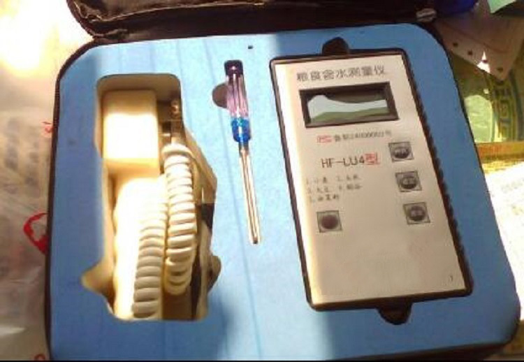 钳式粮食水分仪 型号 MO31-HF-LU4  库号 M397567