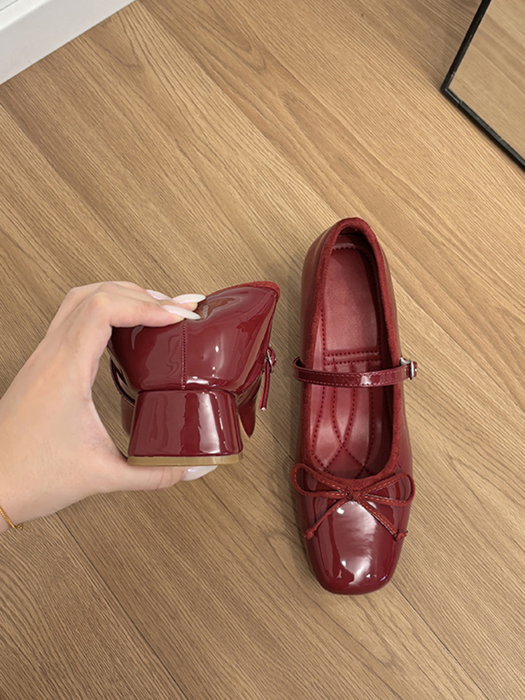 Red (increased by 7CM) in stock