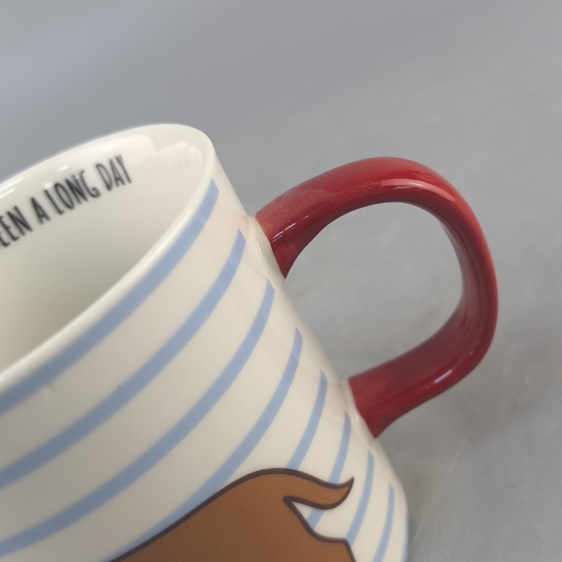 Creativo y lindo salchicha perro de cerámica mango largo taza de agua taza de oficina taza de café regalo de mano