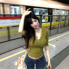 芥末绿v领蕾丝正肩短袖t恤女夏季修身设计感褶皱收腰五分中袖上衣