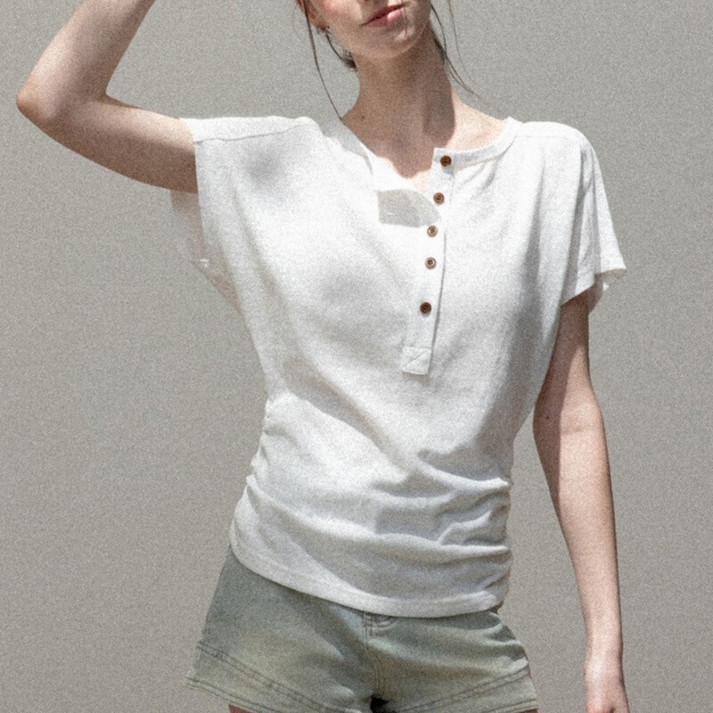 [Official Image Guangzhou Snowflake Cotton] White Regular Shoulder Henley Short-Sleeve T-Shirt for Women, Super Popular in Summer, with a Youthful Design