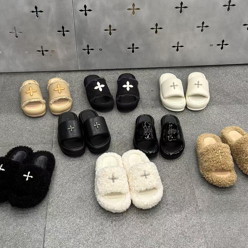 Smfk Cross Badge Slippers Women's Shoes Summer Outer Wear Comfortable Thick-Soled Flip-Flops 2025 New Slippers Collection