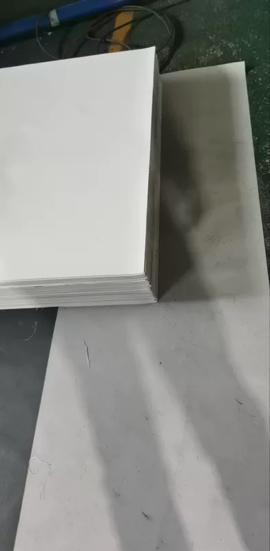 Projection Screen
