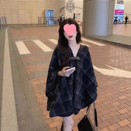 小香风黑色中长款格子毛呢外套女秋冬宽松百搭小个子斗篷披肩大衣
