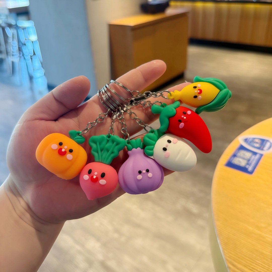 Creative Cartoon Vegetable Series Keychain Small Pepper Radish Bag Pendant Car Keychain Promotional Small Gift