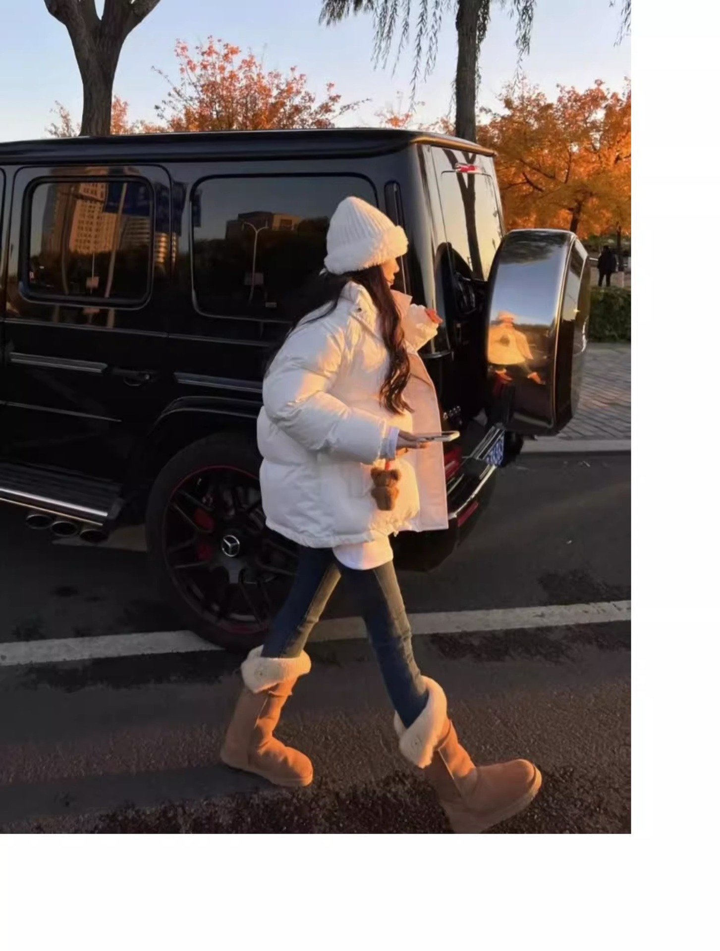 2023 winter new Europe and the United States hot button two wear snow boots female sheep fur one velvet inside warm mid-calf boots_voghion.com