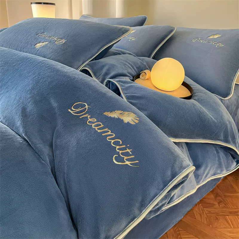 新款冬季牛奶绒刺绣四件套珊瑚绒床单被套双面法兰加绒学生三件套